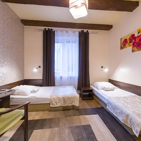 Albergue Faust Aparthostel Cracóvia