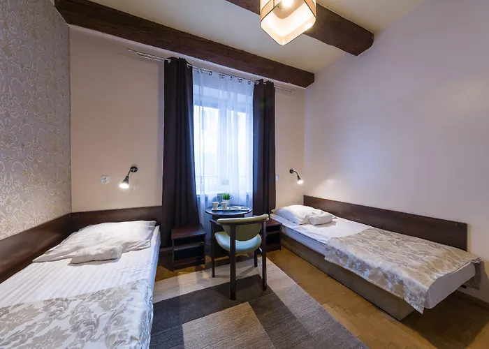 Faust Aparthostel Vandrerhjem *