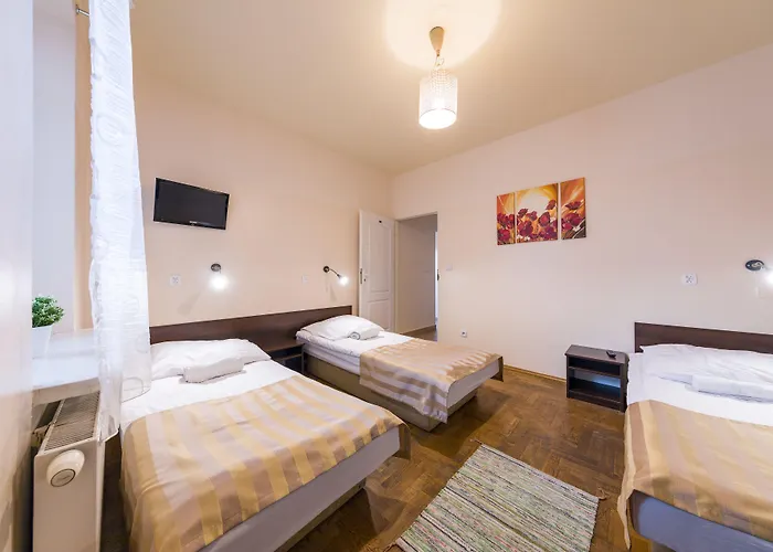 Vandrerhjem Faust Aparthostel