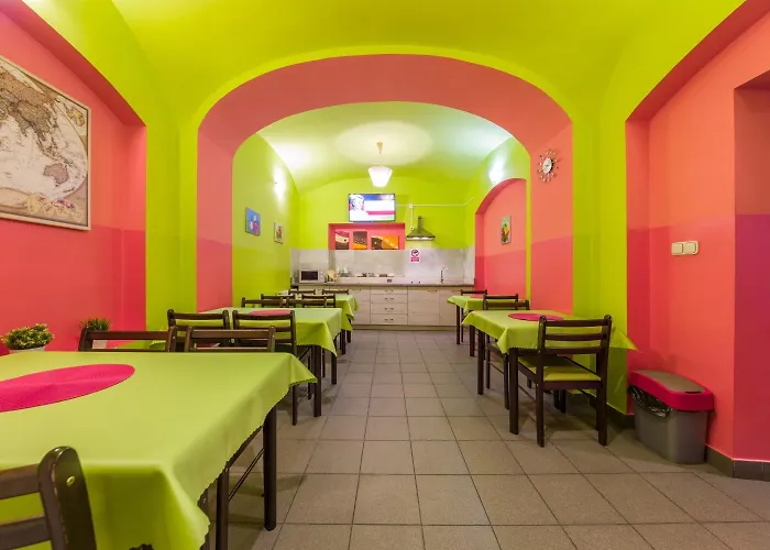 Faust Aparthostel Vandrerhjem *