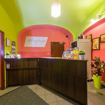 Faust Aparthostel Hostel *